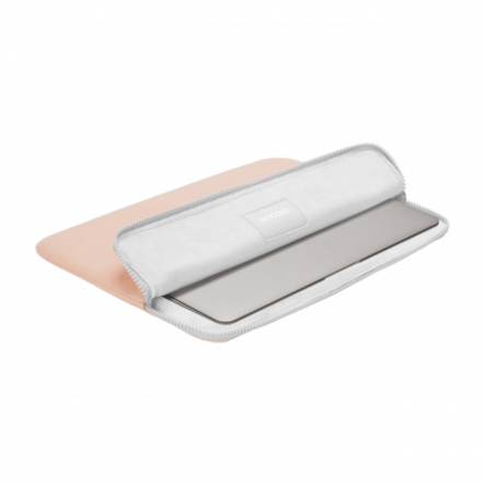 Incase-Slim-Sleeve-MacBook-Pro-13-2016-2020-mit-USB-C-Blush-Pink-04.png